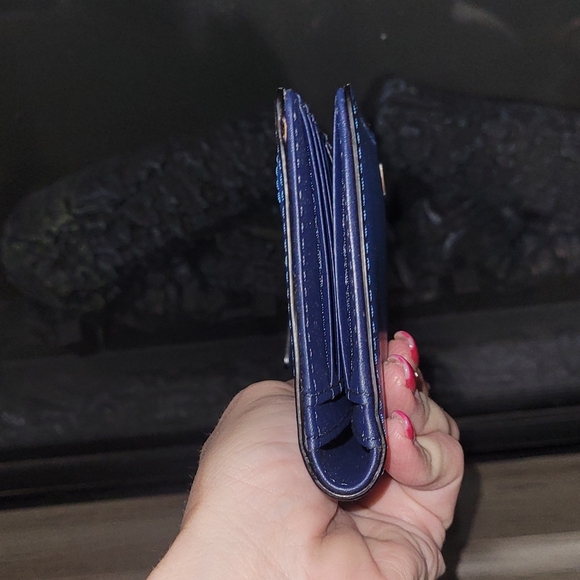 BLUE KATE SPADE WALLET - Picture 5 of 10